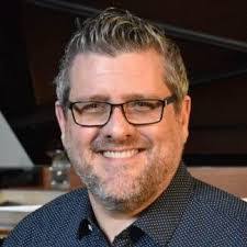 Brad Rees's Instagram, Twitter & Facebook