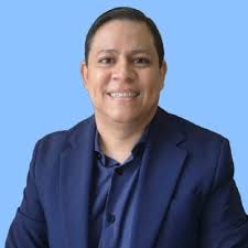 Hoy me encuentro con sentimientos encontrados, ya que hoy cierro un ciclo  muy especial en esta maravillosa compañía que me ha dado tanto en estos  casi tres años.