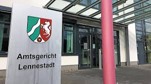 Lennestadt: Zeigen Videos Sex mit Mädchen unter 18 Jahren?