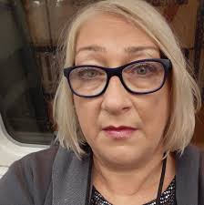 Is a hoodie and leggings enough for cool mornings?