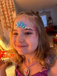 Brianna Knott's Instagram, Twitter & Facebook