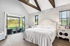 7 farmhouse bedroom decor ideas that are perfect for a guest bedroom! Modern Farmhouse Bedroom Ideas Designing Idea