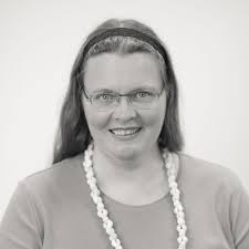 Debora Lee — Sterling Thompson Company