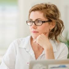 Lauren Casper's Instagram, Twitter & Facebook