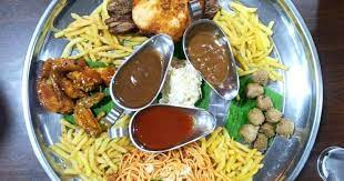 Alamat di no 71, jalan raja alang, kampung baru tel: Western Dalam Dulang Di Nasi Ayam Gulai Kawah Bangi Gateway Yanty Lee