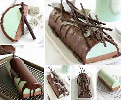 Mint Choc Cheesecake Yule Log Mint Chocolate Cheesecake Desserts Christmas Cooking