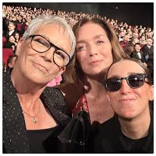 In honor of Dance Mom @juliannenicholsonofficial and her win  @televisionacad Art is never a competition, it's just a celebration and I  got to celebrate with @robbyhoffman backstage.