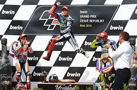 Hasil dan klasemen motogp 2015 minggu, 8 november 2015 sirkuit ricardo tormo valencia. Klasemen Sementara Motogp 2015 Lorenzo Geser Rossi Merahputih