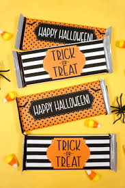 Use this free printable to make mini candy bar goodie bags for classroom parties or teacher gifts. Free Printable Halloween Candy Bar Wrappers Happiness Is Homemade