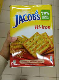 Saya memakan biskut ini ketika sarapan pagi, ia memberikan tenaga kepada saya untuk mengharungi hari yang sibuk. Jacob S Hi Fibre Reviews