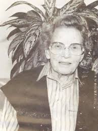 My great grandma who died when my papaw was 3 in 1916 . Beautiful woman and  beautiful soul I heard .