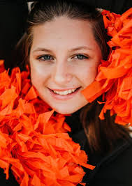 What is Lawsyn Rogers' favorite hobby besides cheer?