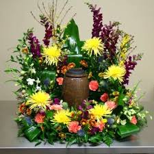 Colorful Funeral Urn Flowers W Flowers Ottawa Funeral Urns Memorial Flowers Funeral Floral Arrangements