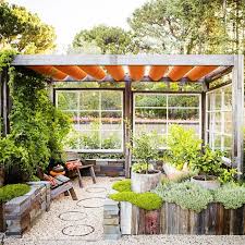 Moderne sitzecke mit pergola als überdachung. Garten Sitzecke 99 Ideen Wie Sie Ein Outdoor Wohnzimmer Gestalten