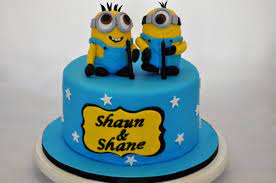 Maybe you would like to learn more about one of these? Laura Templeton On Twitter Twin Boys 1st Birthday Minion Cake Pinkberrycupcakes Http T Co Mj4gtknw5e Http T Co Lf8lvcwzll