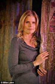 Select from premium sisters mariel hemingway of the highest quality. Ernest Hemingway S Granddaughter Mariel Reveals Her Father Abused Both Her Sisters Daily Mail Online