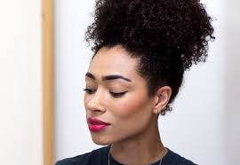 Easy everyday hairstyle with trick : Fresh Lengths Curly Hair Puff Hairstyle Video