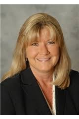 Sandra Tobin's Instagram, Twitter & Facebook