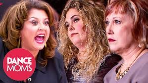 Beth Box's Instagram, Twitter & Facebook