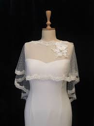 Spitzen Cape Polka Dots Bei Https Www Etsy Com De Listing 190377529 Elfenbein Lace Braut Cape Schal Lace Bolero Dentelle Mariage Robe De Mariee Cape Mariee