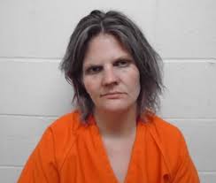 Paula Warden's Instagram, Twitter & Facebook