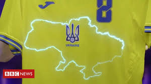 14 435 768 · обсуждают: Ukraine S Euro 2020 Football Kit Provokes Outrage In Russia Bbc News