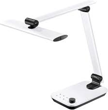 Bonus is the usb port to charge my phone at the same time! Led Desk Lamp 092 With Usb Charging Port Forward Beam Technology Taotronics