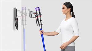 المكنسة الل اسلكي ة Dyson V11 نظرة عام ة دايسون الإمارات العربي ة المت حدة