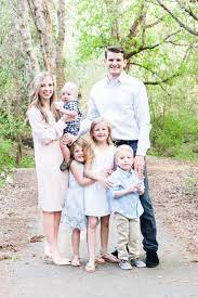If they're unhappy, it'll show through in the family picture. Do It Yourself Divas Spring Outfit Colors For Family Photos