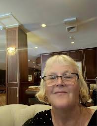 What do you call this sandwich and sauce combination?