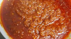 Sambal ini merupakan sambal mentah, jadi rasa pedas yang dihasilkan oleh cabainya lebih ekstrem. Sambal Nasi Lemak Simple Way Youtube