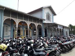 Roger, oro jackson, yang dibuat oleh tom. Binjai Railway Station Wikiwand