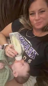 Danielle Crouse's Instagram, Twitter & Facebook