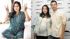 Lihat juga resep cemilan bumil lumpia keju crispy enak lainnya. Dokter Kandungan Bocorkan Pertemuannya Dengan Nagita Slavina Netizen Bahas Usia Kehamilan Gigi Tribun Manado