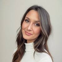 Sarah Burdick's Instagram, Twitter & Facebook