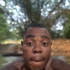 Those are so precious moments between a person and a dog.🥰