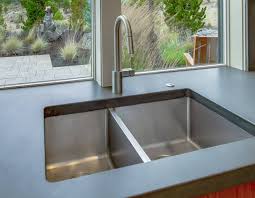 Warm and wonderful copper colors can bring life to any kitchen and simply invites you and your friends to spend time with it. Concrete Countertops Cement Elegance Oregon