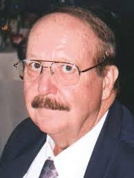 Mary Viens's Instagram, Twitter & Facebook