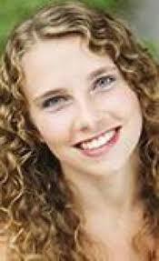 Danielle Hermsen's Instagram, Twitter & Facebook