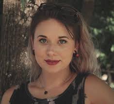 Anna Scudder's Instagram, Twitter & Facebook