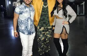 Maluma y kim kardashian coincidieron en la celebración por la inauguración de un nuevo hotel en miami, otras celebridades también estuvieron en el evento. Una Foto De Maluma Y Kim Kardashian Enciende Las Redes Sociales Tambien Te Decimos Que Extrana Tu Ex De Ti Segun Tu Signo Zodiacal El Zol 106 7