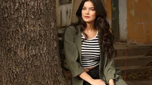 Pınar deniz oynadığı diziler nelerdir? Pinar Deniz Kimdir Kac Yasinda Son Dakika Magazin Haberleri