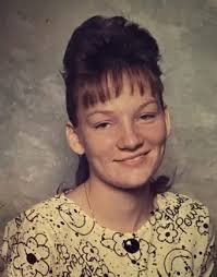 Elizabeth Bayes's Instagram, Twitter & Facebook