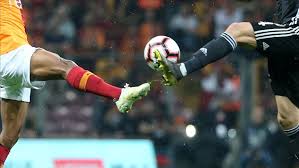 Karşılaşmanın hakemi cüneyt çakır, galatasaray'ın 68. Besiktas Galatasaray Rekabetinde 346 Randevu