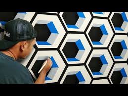 Cocok untuk kamar kalian ,menjadikan kamarmu seperti istagramable. 3d Wall Painting Hexagonal 3d Optical Illusion Design Cat Tembok 3d Kreatif Interior Design Youtube Di 2021 Desain Cat Dinding Ilusi Optik Painting