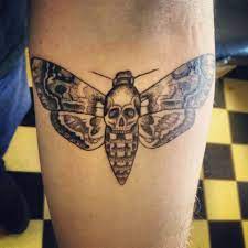 On Pinterest Qianlong Emperor Moth Tattoo And Old School Tattoos Butterfly Tattoos On Arm Moth Tattoo Mens Butterfly Tattoo