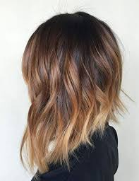 Ces Nouvelles Colorations Qui Vont Booster Votre Coupe Coupe De Cheveux Coiffure Coiffures Simples