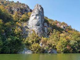 In zona sarbeasca veti descoperi o bogata cultura, obiceiuri bine conservate dar mai ales veti remarca ospitalitatea. 9 Obiective Turistice De Vizitat In Clisura DunÄƒrii Ana Maria Popescu