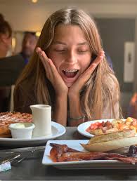 Anyone know if Chloe & Co is still open?