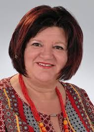 Natalie Dill's Instagram, Twitter & Facebook